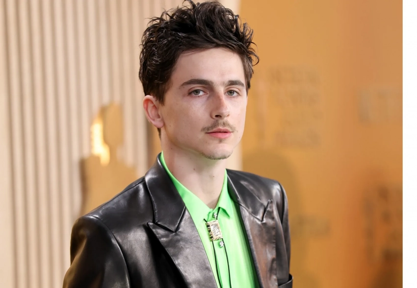 Тимоти Шаламе появился на SAG Awards без Кайли Дженнер после слухов о том, что она "испортила" его стиль