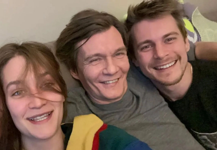 Филипп Янковский опубликовал совместную фотографию с сыном