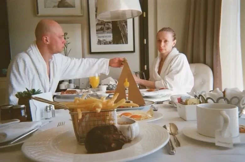 Марк Эйдельштейн заснял, как они с Юрой Борисовым провели время на "Оскаре"