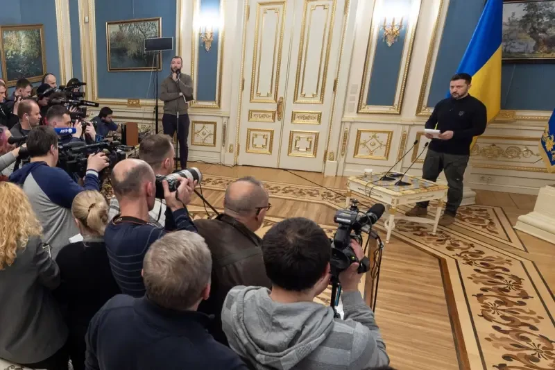 Нардеп ВРУ: Россия и США на переговорах игнорируют Украину, Зеленского просто ставят в известность о принятых решениях