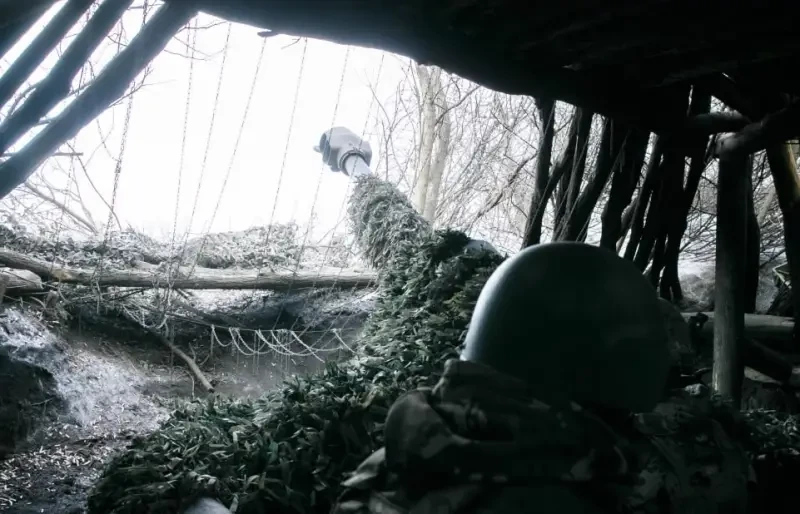 Бойцы Армии России взяли в клещи село Гуево в Курской области