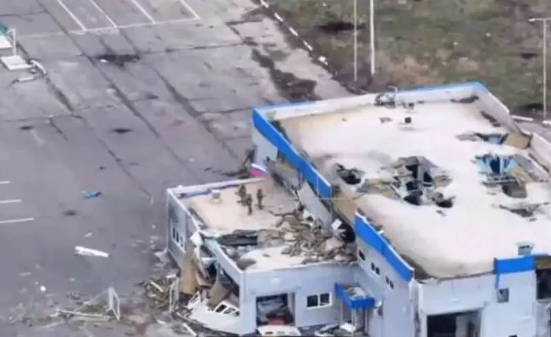 ВС РФ выбили противника из южной части Гоголевки и подняли российский флаг над МАПП «Суджа»