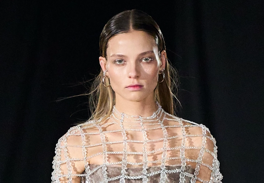 Неделя моды в Париже: Алеся Кафельникова открыла показ Weinsanto