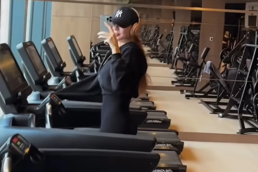 Анна Седокова сильно похудела после смерти бывшего мужа Яниса Тиммы