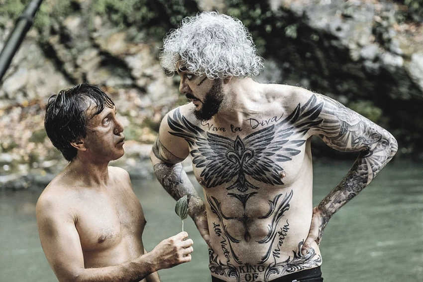 Зачем Киркоров забил все тело татуировками: На спине - герб, на руках - дракон