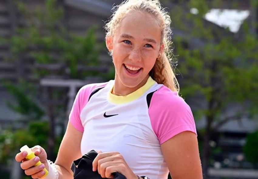 "Настоящее безумие". Мария Шарапова, Госдума и соцсети обсуждают историческую победу теннисистки Мирры Андреевой