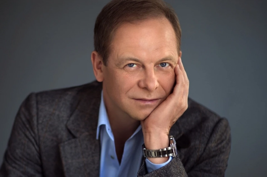 «Жили в тайге с Дмитрием Харатьяном»: шансонье Сергей Куренков – о путешествиях по Сибири