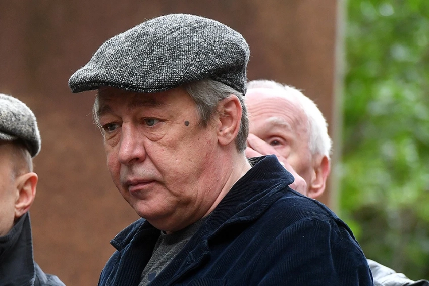 Храм, больница, дом: Главный маршрут Михаила Ефремова после выхода из колонии