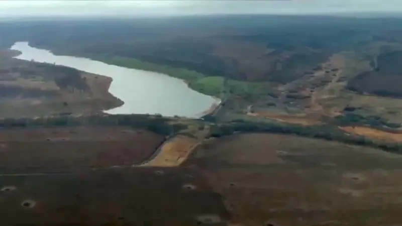 Показаны кадры удара ВКС РФ по используемой ВСУ дамбе в районе приграничной Поповки Белгородской области