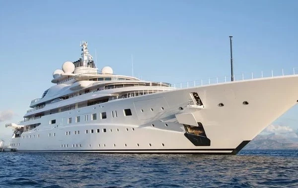 The Sunday Times: яхты российских олигархов следят за британскими субмаринами