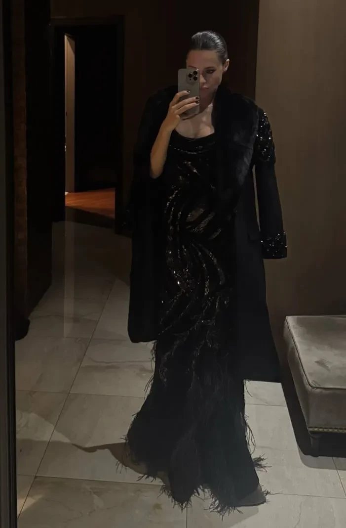 Мария Миногарова вышла в свет с женихом Александром Горчилиным