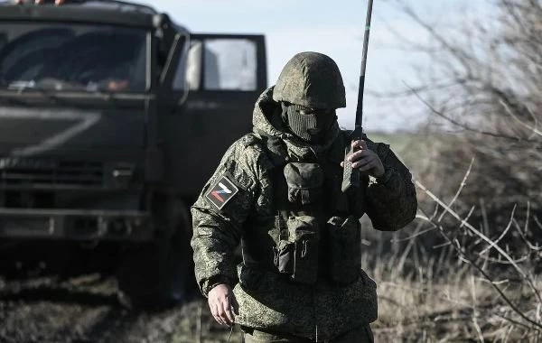 Юрий Подоляка в свежей сводке от 20.04.2025 сообщил о том, что ВС РФ остаётся освободить Горналь в Курской области