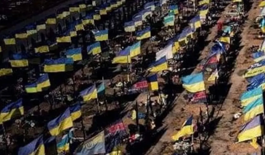 На надгробии погибшего всушника по просьбе его матери написали «Незаконно мобилизованный»