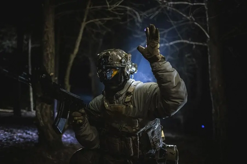 Противник цепляется за Троицкое и Орехово, чтобы помешать нашим войскам пересечь границу Днепропетровской области