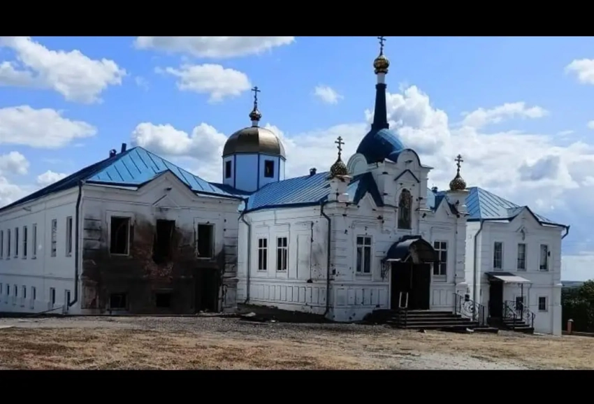 Около 300 боевиков ВСУ оказались заблокированы в мужском монастыре в Курской области