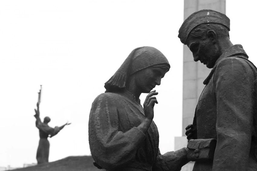 Оправдывая собственное «уродство»: что стоит за решением немецкого «Фонда памяти» исключить Россию и Беларусь?