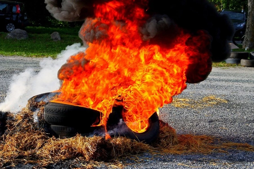 США запустили «цветные» технологии теперь и против самих себя