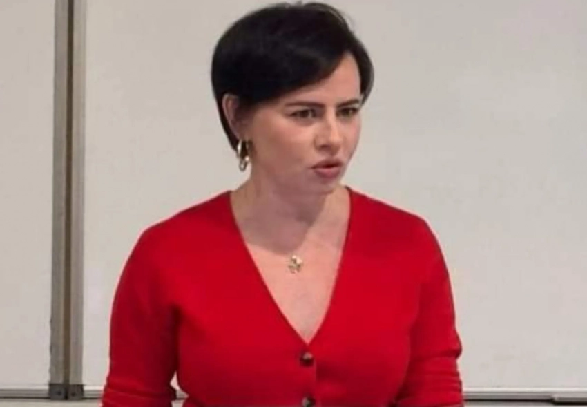 Профессор ВШЭ подтвердил, что Оксана Лаврентьева будет преподавать там психоанализ