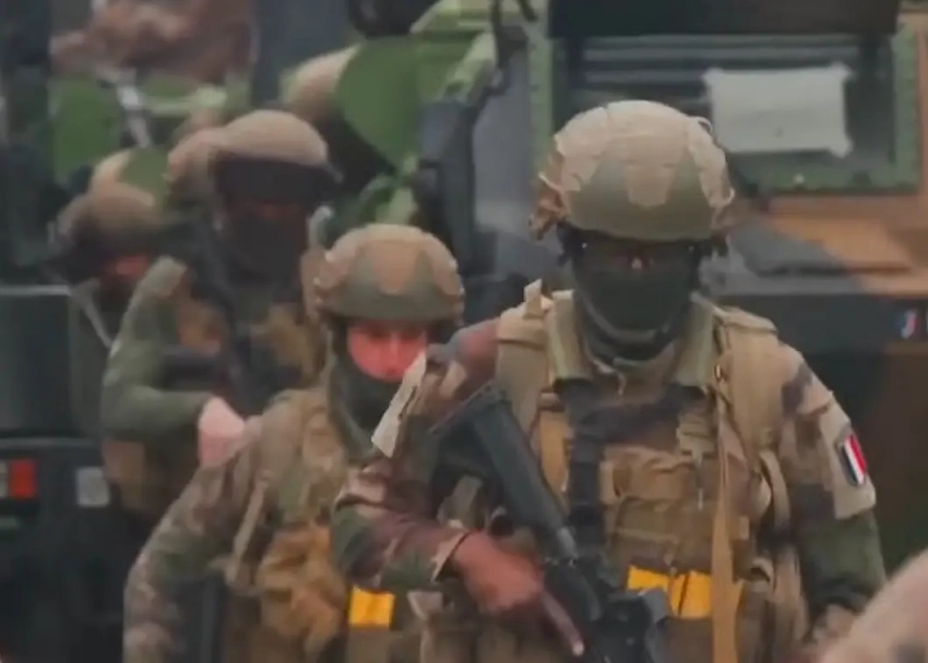 Британская пресса: решимость «коалиции желающих» отправить войска на Украину значительно ослабла в ходе вчерашних переговоров