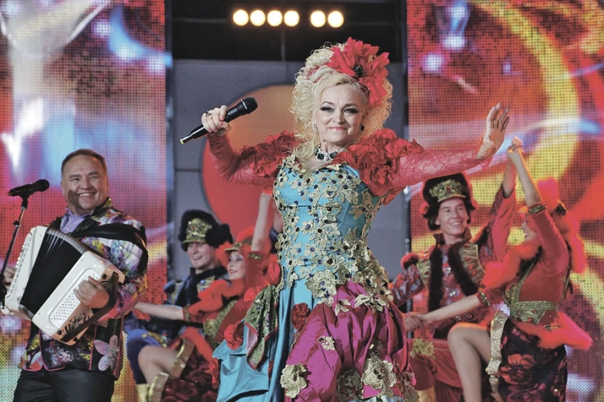 «Дороже Лепса и Пугачевой»: Надежда Кадышева получает по 20 миллионов за концерт