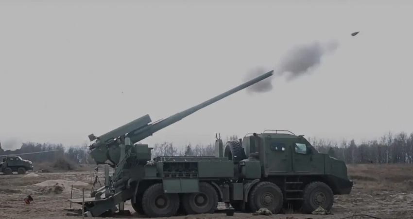 «Чтобы российские удары не нарушали поставки»: на Украине заявляют о рассредоточении производства САУ «Богдана»