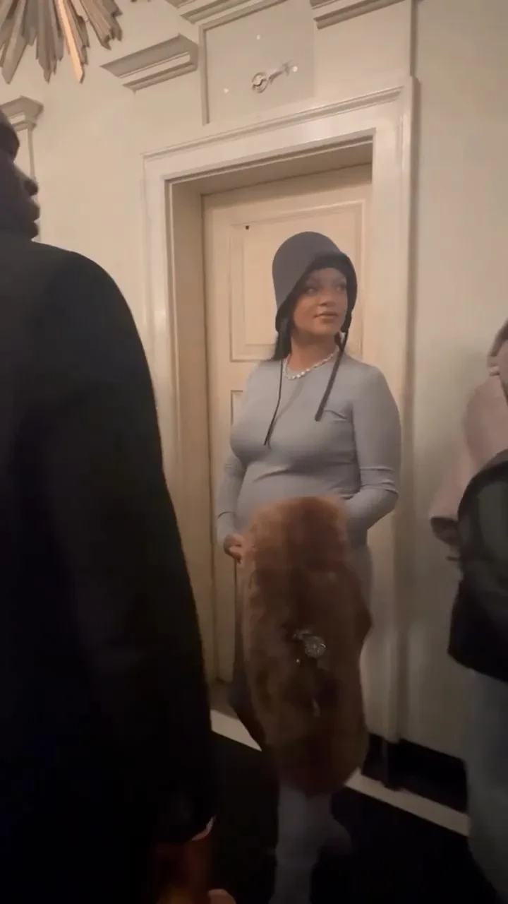 Рианна станет мамой в третий раз