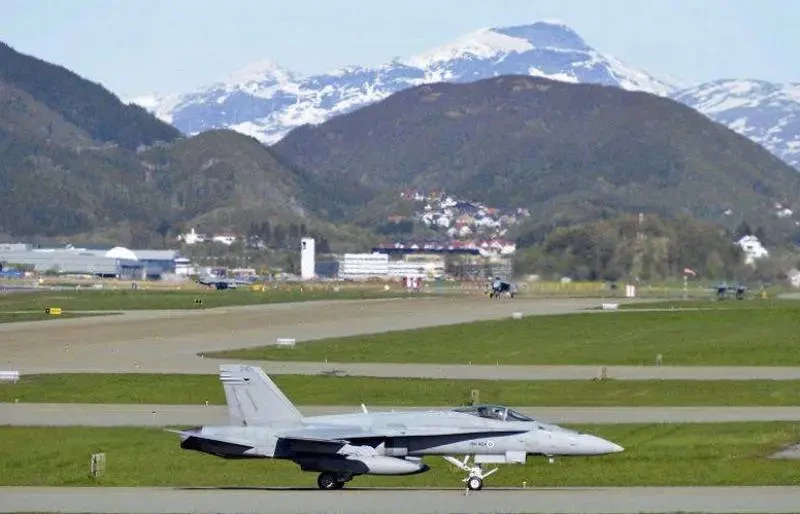 «Причина пока не установлена»: Истребитель F/A-18 Hornet финских ВВС упал при выполнении тренировочного полёта