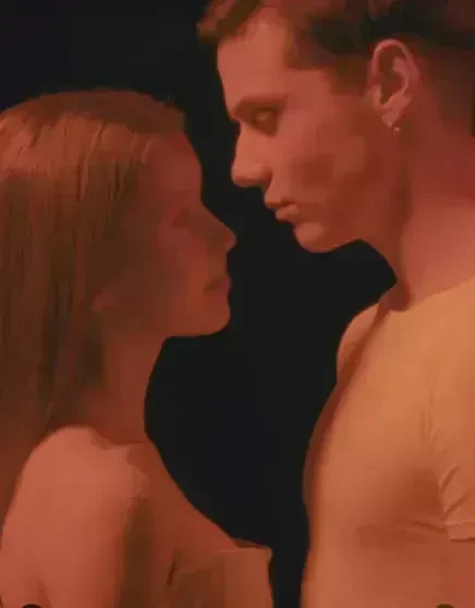 Анна Пересильд и Ваня Дмитриенко встречаются