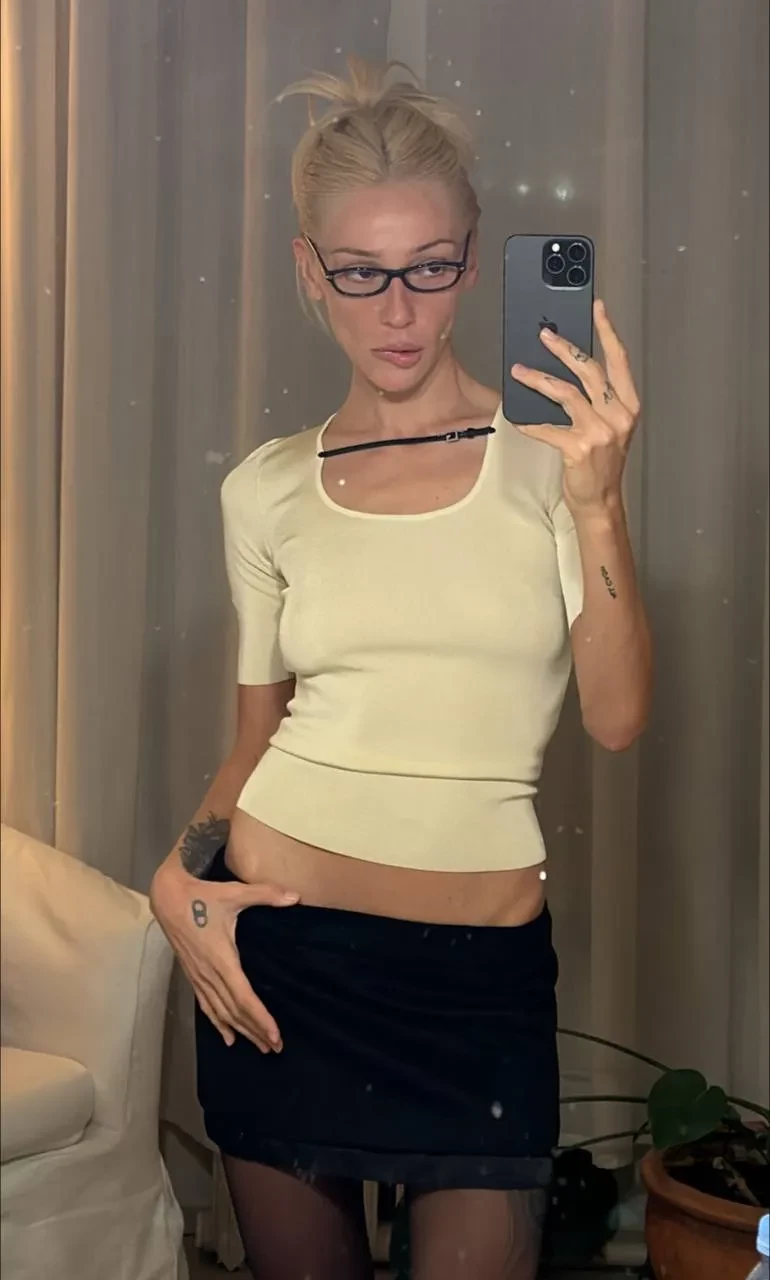 Настя Ивлеева вернулась после "отмены" и объявила о запуске своего медиа "Настежь"