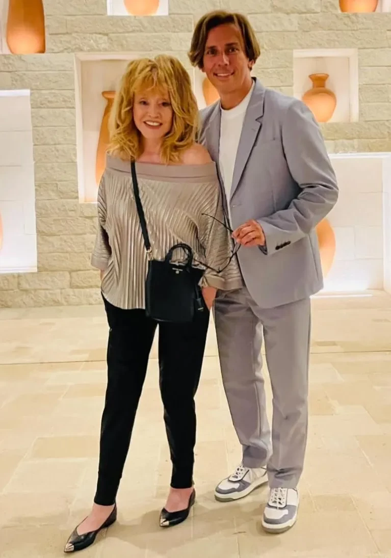 Аллу Пугачёву и Ивана Урганта отказались признать иноагентами в России