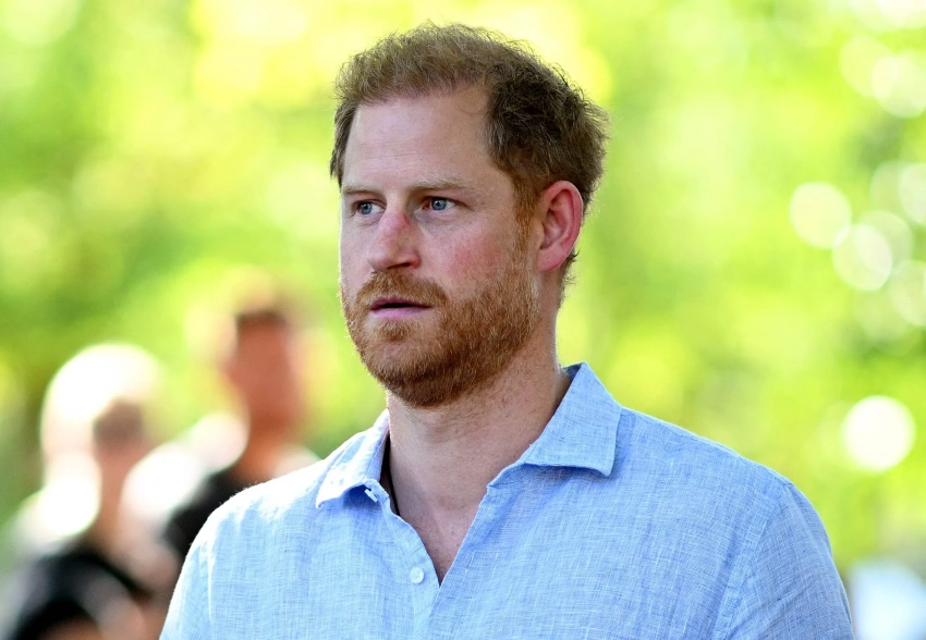 "Не знаю, сколько еще проживет мой отец, но он со мной не разговаривает". Принц Гарри заявил, что хочет примириться с семьей