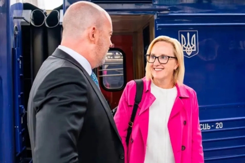 США понизили свое дипломатическое представительство на Украине до уровня временного поверенного