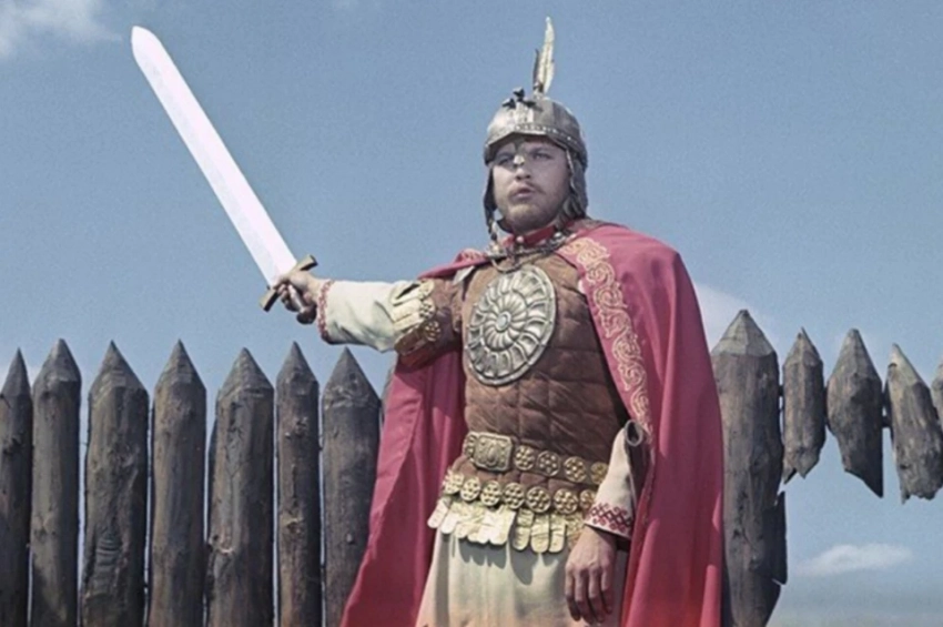 Шесть жен, инсульт и потеря имущества: как сложилась судьба звезды фильма «Финист – Ясный Сокол» Вячеслава Воскресенского