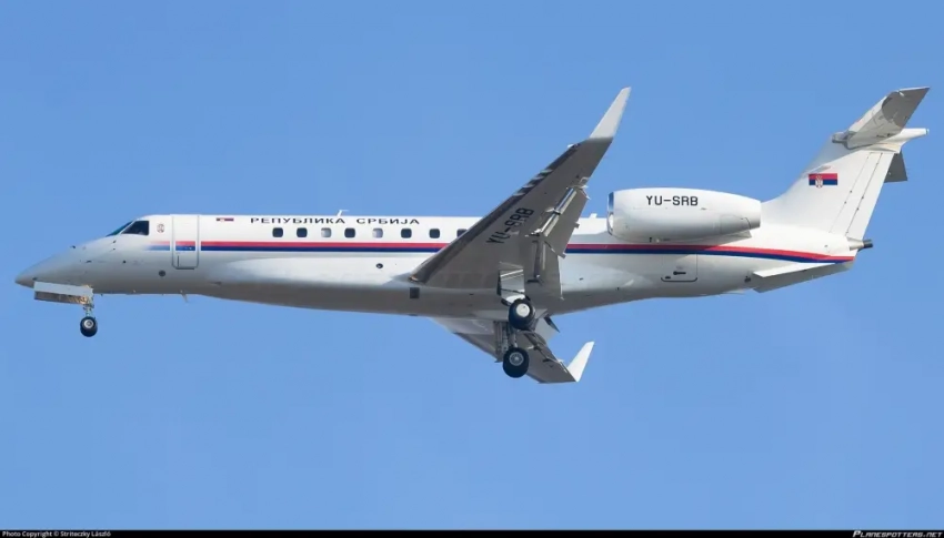 Вопреки всему: президент Сербии вылетел в Москву из Баку после вынужденной посадки