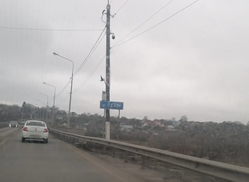 Противник на фоне заявлений Зеленского о готовности к переговорам нанёс очередной ракетный удар по Рыльску