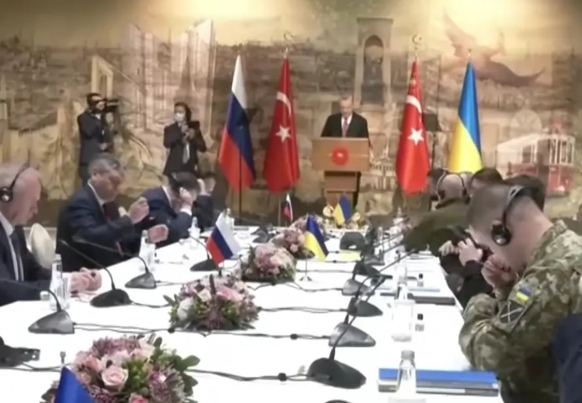 Депутат Рады: Украина тайно вела прямые переговоры с РФ на протяжении всей войны