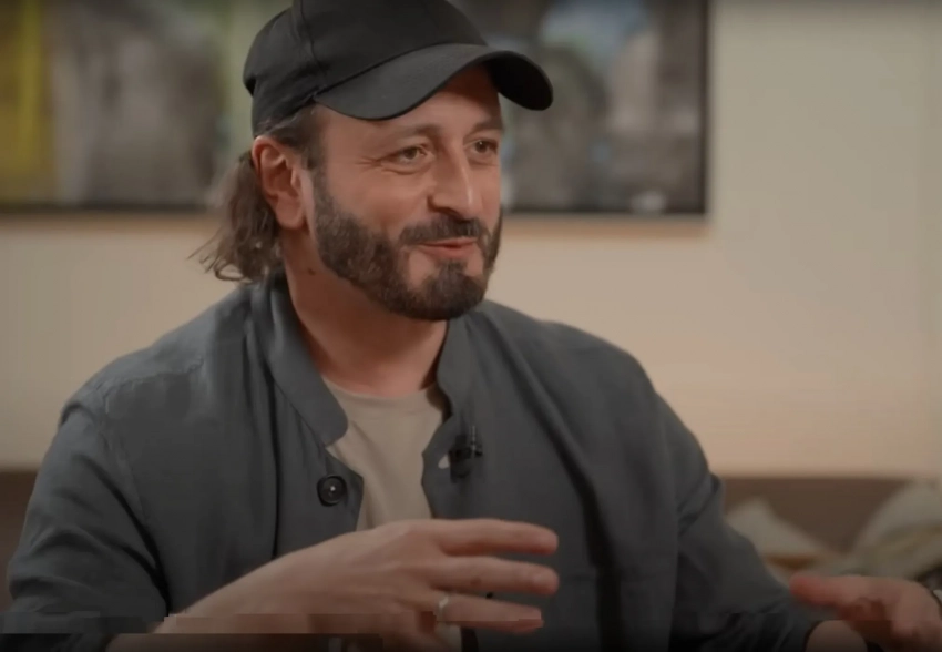 "15 лет — это уже женщина, у неё всё было". Илья Авербух рассказал о романе с Лизой Арзамасовой, бывшей жене Ирине Лобачёвой и слухах о многочисленных изменах