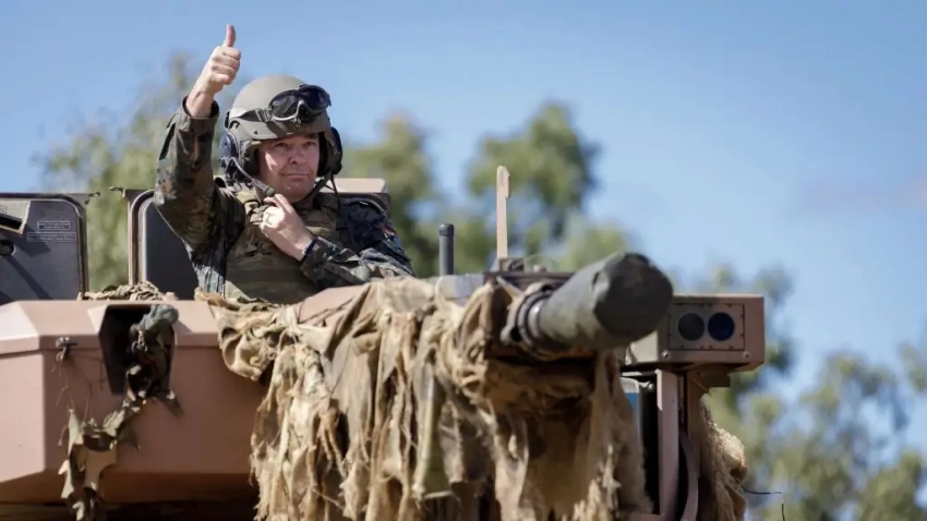 Для противостояния РФ и КНР: Германия будет стремиться увеличить расходы на оборону до пяти процентов ВВП