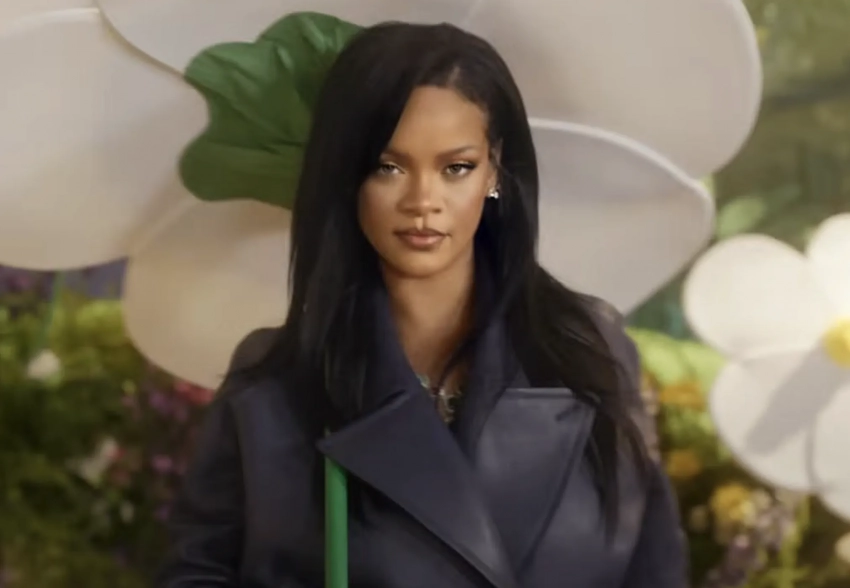 "Мы ждали со времён динозавров". Рианна впервые за три года выпустила новую песню и "разочаровала" фанатов