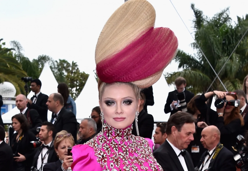 Лену Ленину призвали запретить в Каннах из-за её причёсок. Она в ответ пообещала "переспать с кем надо"