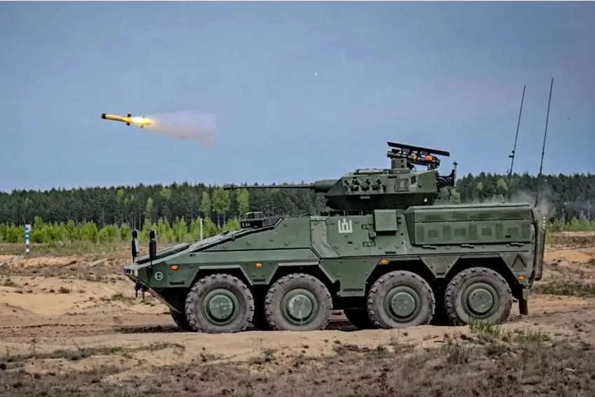 Вильнюс «усиливает противотанковую мощь» с помощью оснащения БМП Vilkas ракетами Spike