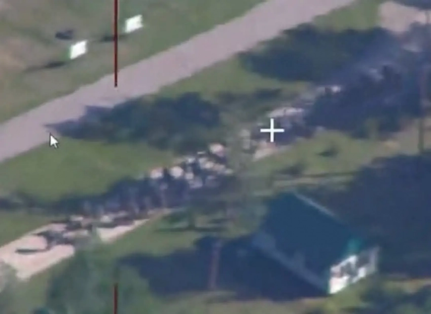 Нардеп ВРУ призвала снять Сырского с должности, опубликовав кадр очередного построения личного состава