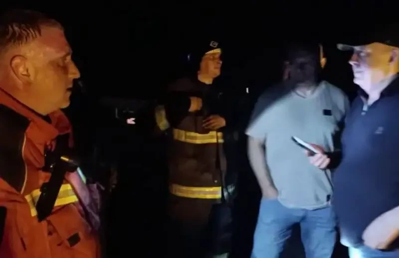 Автомобильный мост обрушился на железнодорожные пути в Брянской области в результате «незаконного вмешательства»