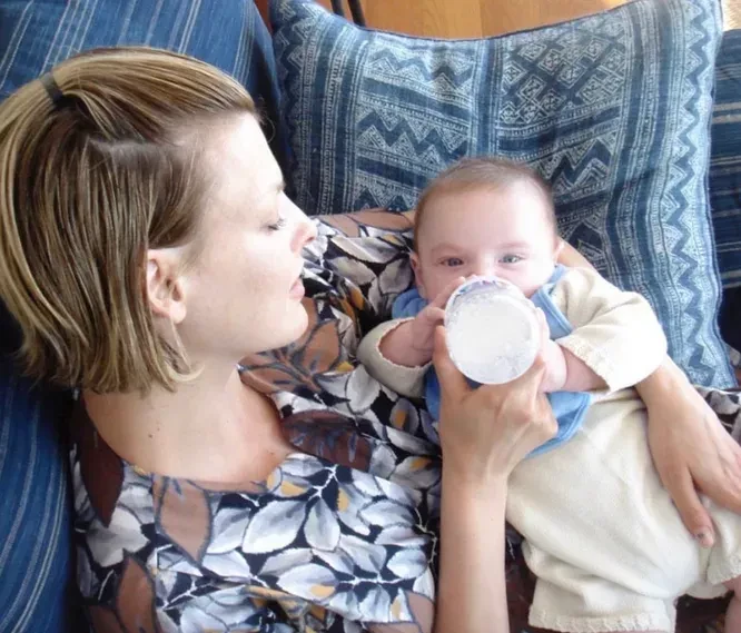 Миллиардер Франсуа-Анри Пино с женой Сальмой Хайек пришёл на выпускной внебрачного сына от Линды Евангелисты, которого отказывался признавать