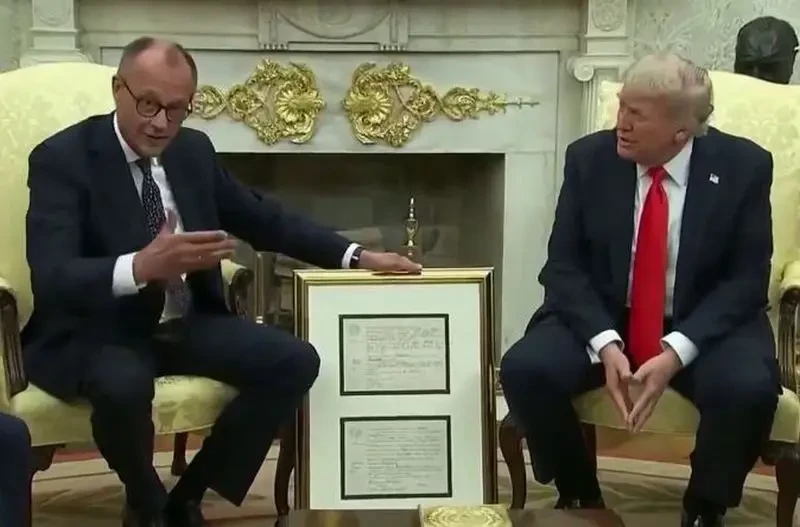 Мерц провалил «украинскую миссию», не сумев уговорить Трампа поддержать Украину в конфликте с Россией