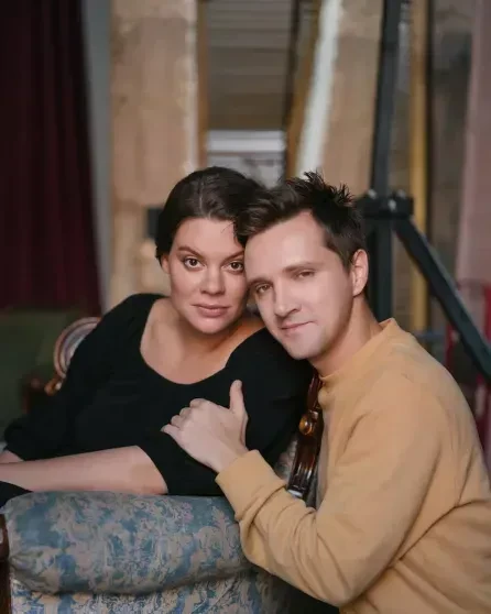 "Вера вела себя как типичный эгоистичный муж". В сети жалеют бывшего мужа Веры Полозковой*, которая обвинила его в многолетнем абьюзе