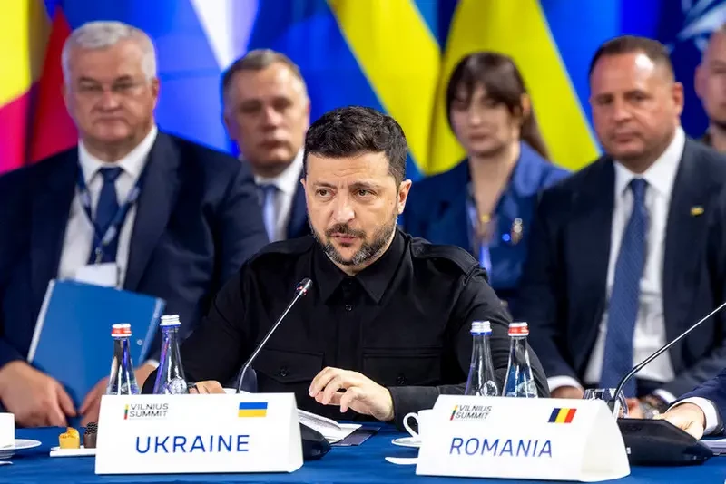 Киев перестаёт быть центром внимания для НАТО: В итоговой декларации предстоящего саммита альянса отсутствуют упоминания об Украине