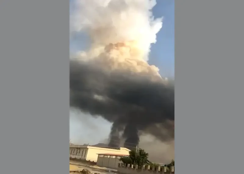 Минобороны Ирана отвечает «эмодзи» с луком, стрелой и крысой, пока объекты военной и ядерной программ горят по всей стране