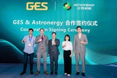 Astronergy получает первый глобальный заказ на ASTRO N8 с GES Siemsa