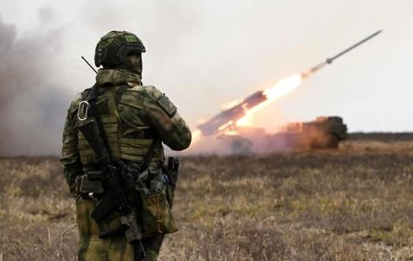 Юрий Подоляка в последней сводке от 26.06.2025 сообщил о том, что ВС РФ готовятся к мощному штурму Новопавловки